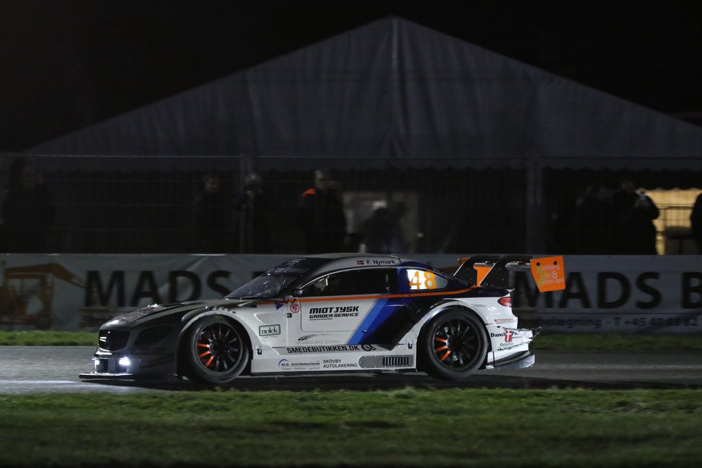 Nymark skubbet væk fra Night Race sejr
(Foto: Motorsporten.dk)